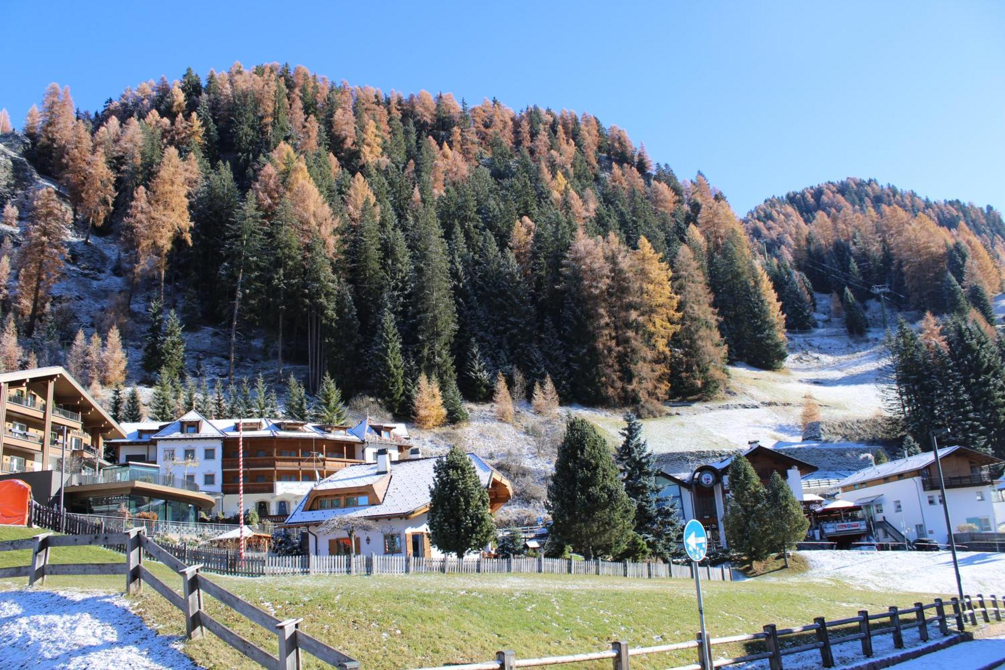 Hotel Europa Dolomites Selva di Val Gardena Exterior foto